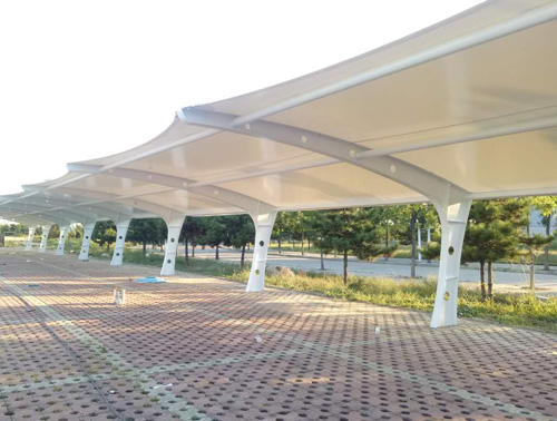 長春膜結(jié)構(gòu)車棚搭建過程有什么要求